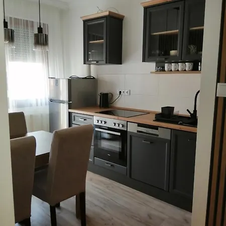Evergreen Sky Apartment